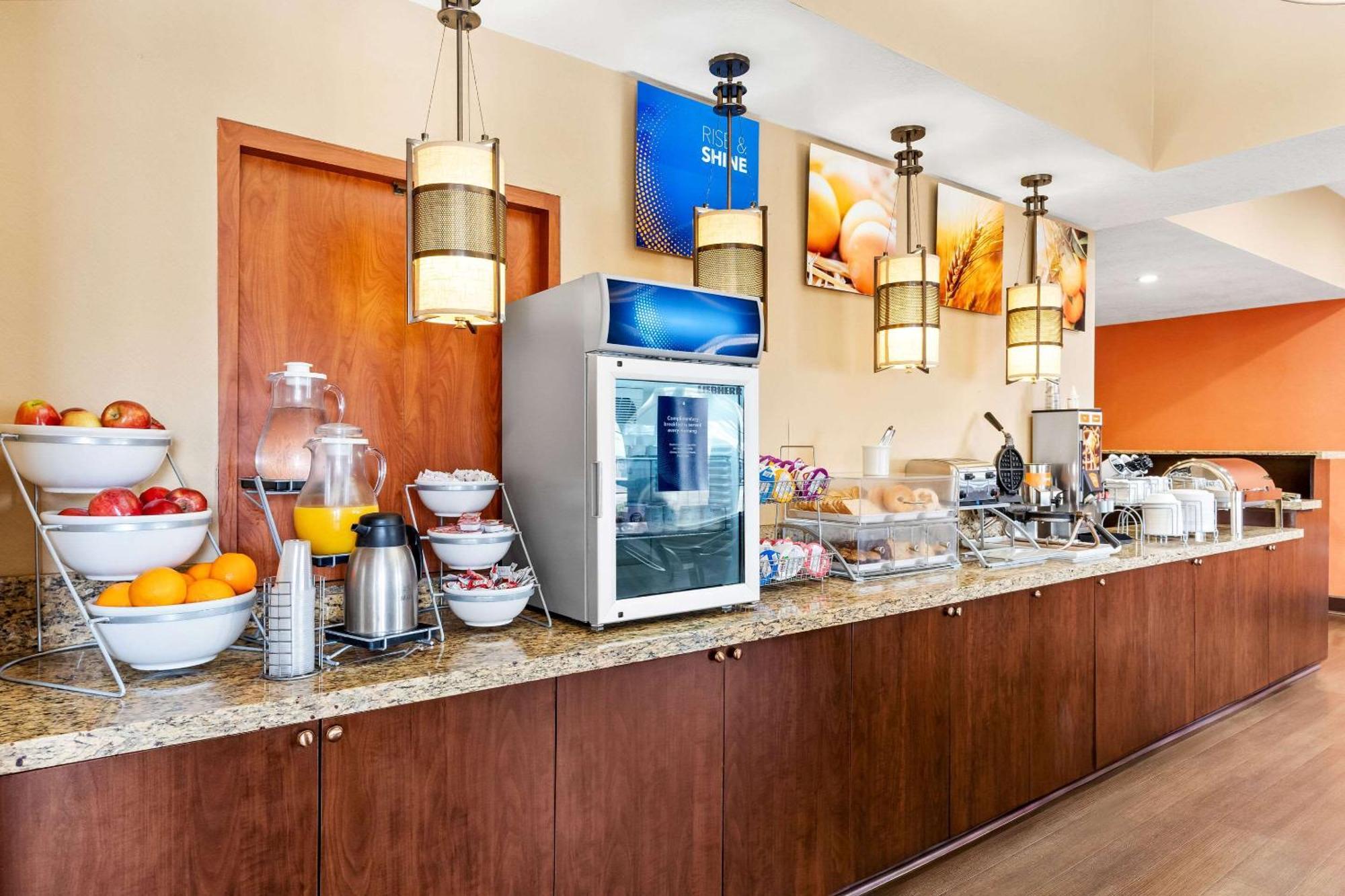 Comfort Suites Clovis Extérieur photo