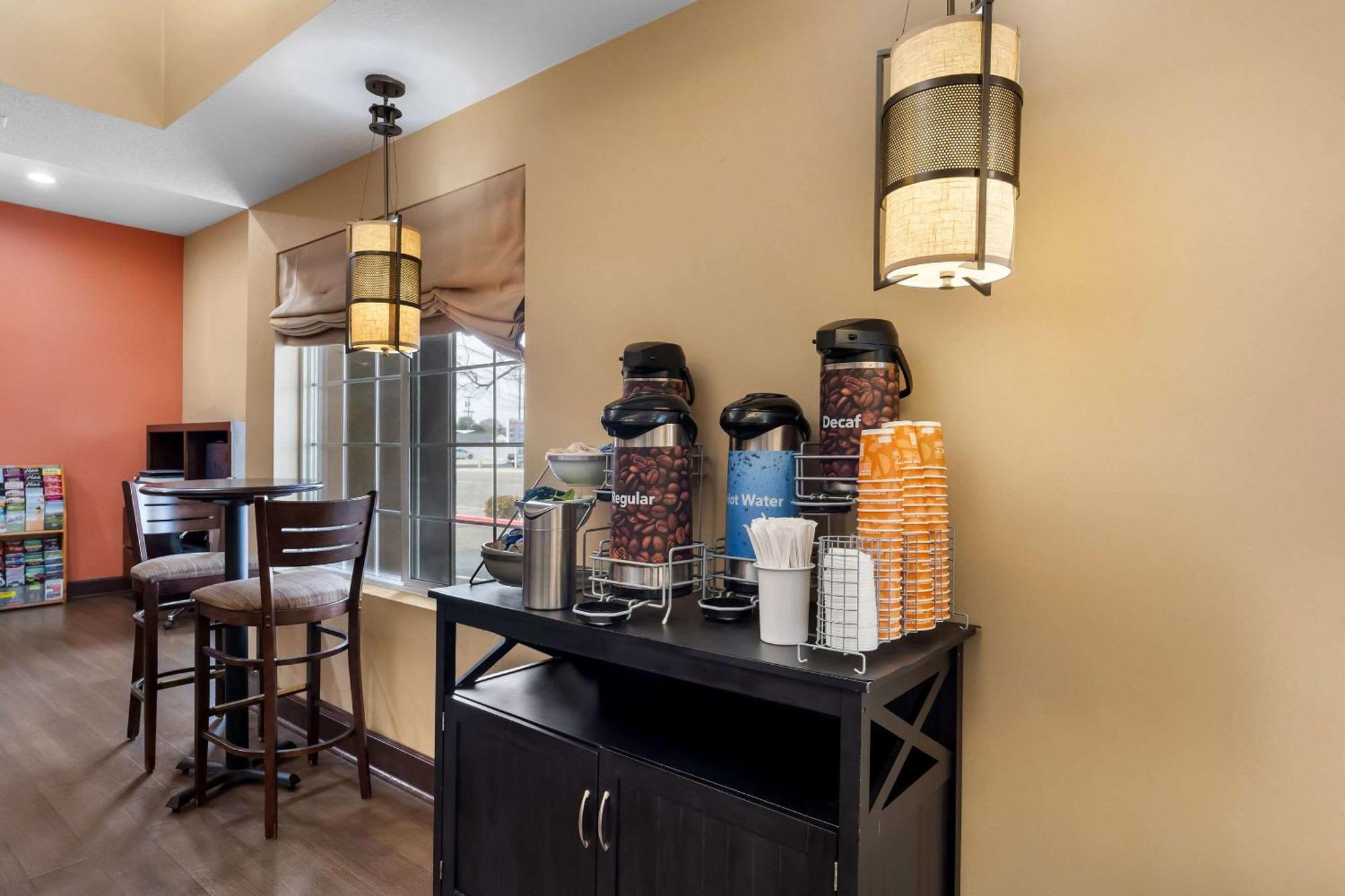 Comfort Suites Clovis Extérieur photo